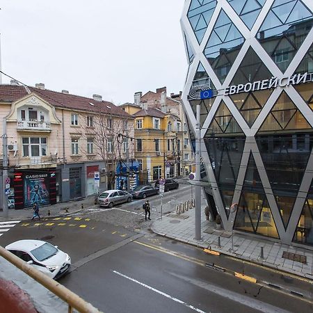 Elegant 2Bdr Apartment With A Balcony София Екстериор снимка
